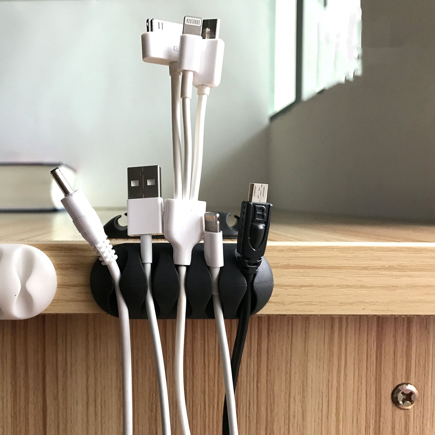 10pcs Cable Holder To All Kind Of Cables.